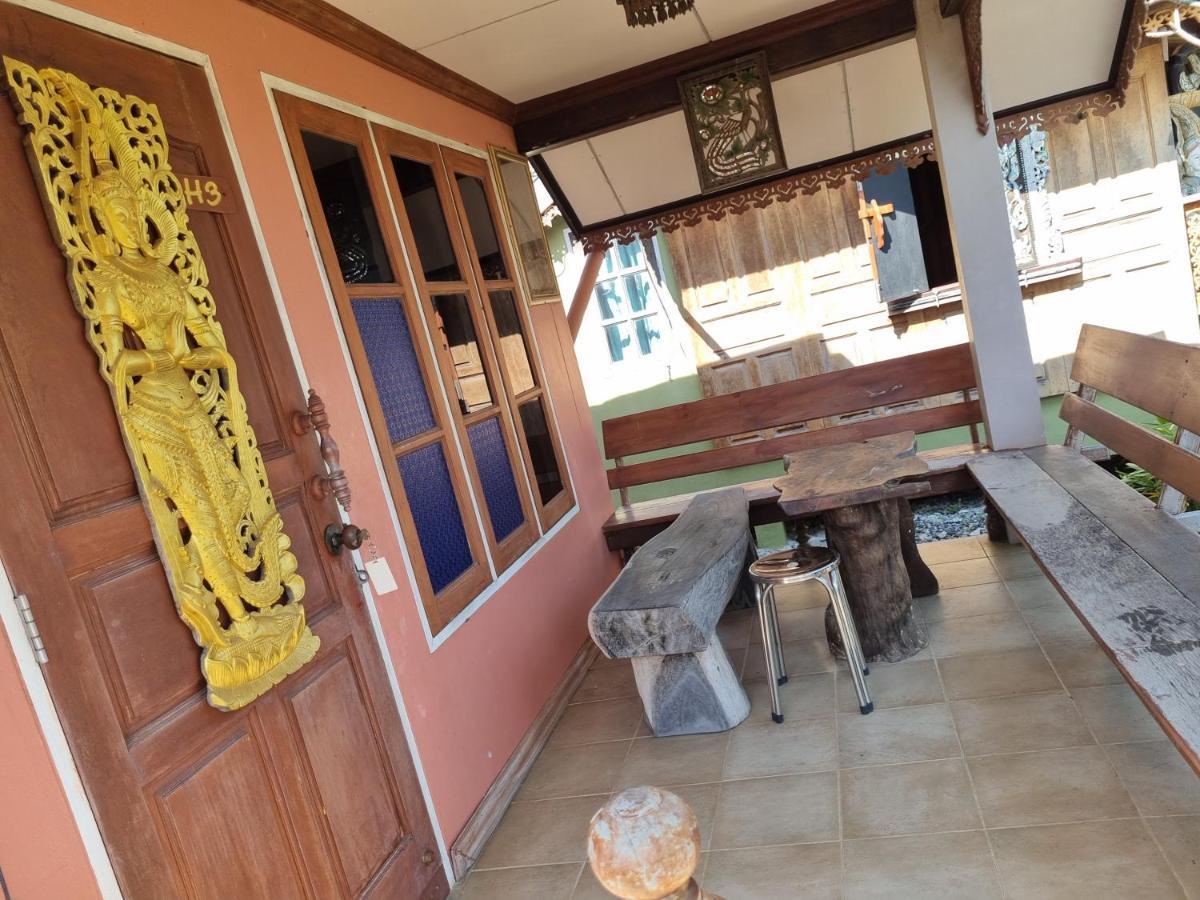 Hello Sichang Bungalow Ko Si Chang Dış mekan fotoğraf