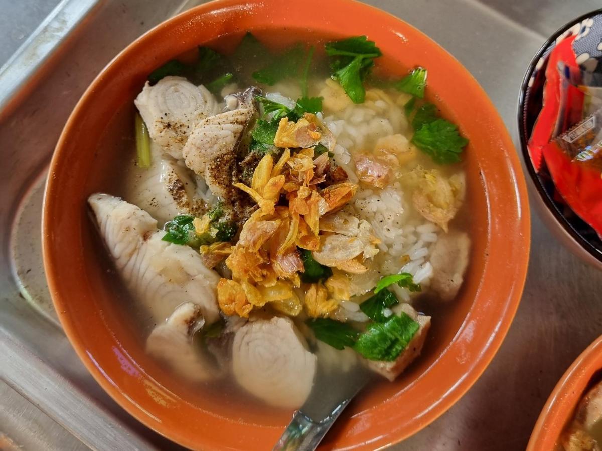 Hello Sichang Bungalow Ko Si Chang Dış mekan fotoğraf