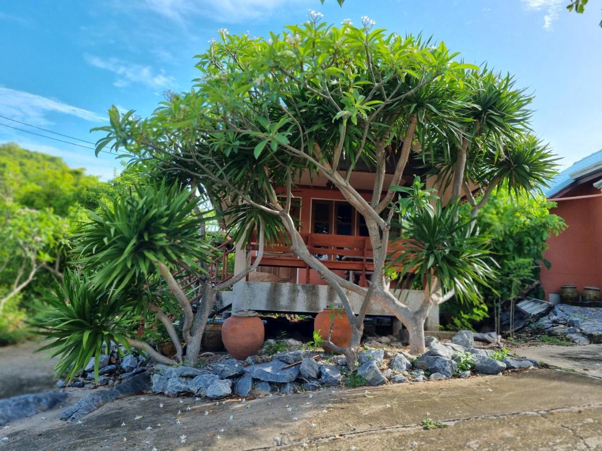 Hello Sichang Bungalow Ko Si Chang Dış mekan fotoğraf