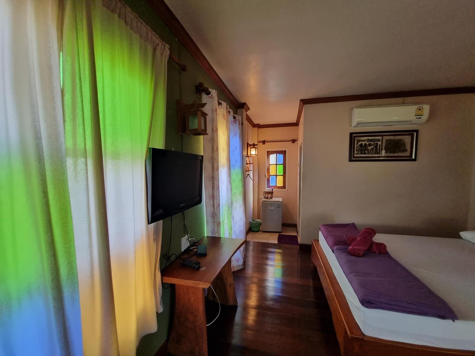 Hello Sichang Bungalow Ko Si Chang Oda fotoğraf